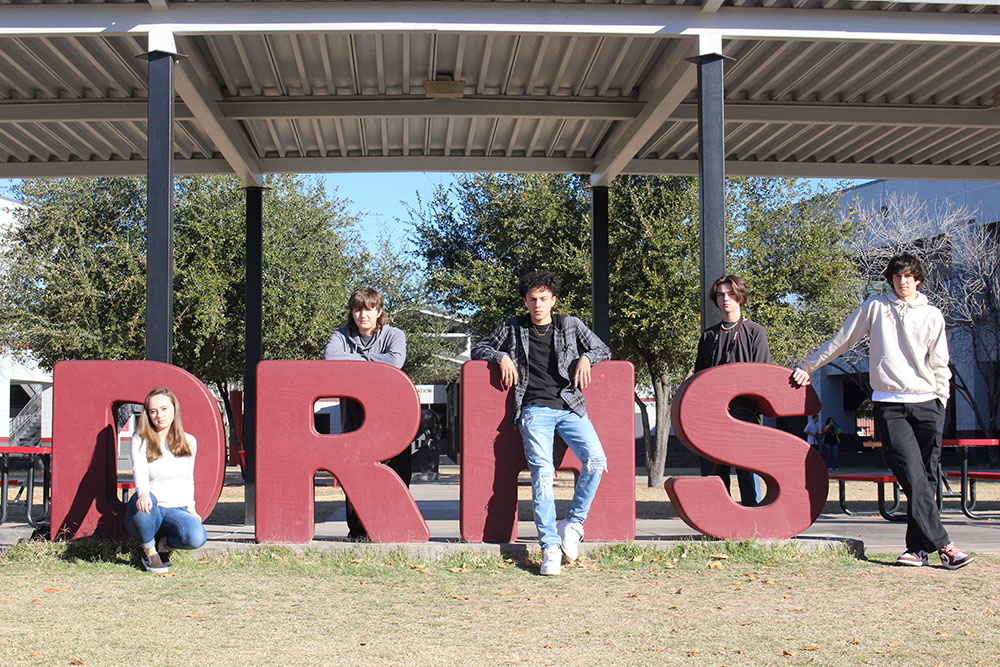 Group Photo on the DRHS Logo