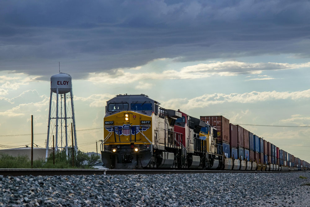 Union Pacific 6677