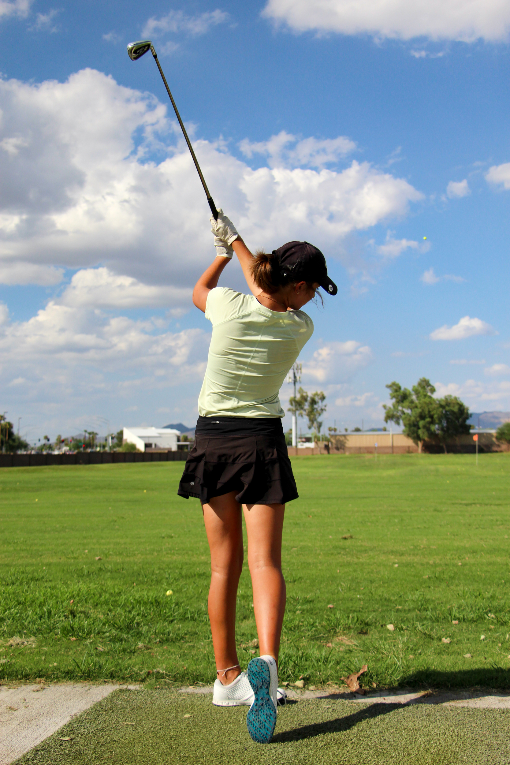 DRHS Ladies Golf hitting at the range